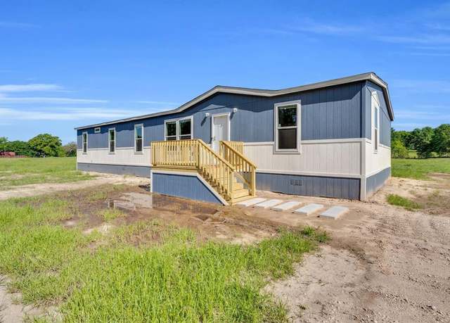 Property at 14916 Hyde Away Ln, Mabank, TX 75147, 4 beds, 2 baths