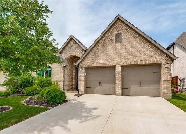 Property at 827 Esk Ave, Celina, TX 75009, 4 beds, 2.5 baths