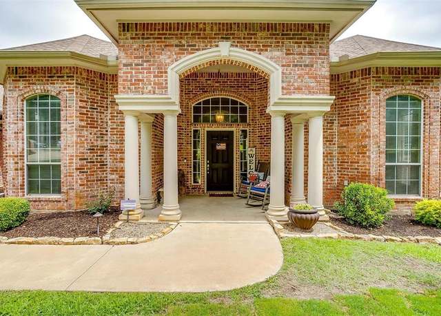 Property at 1717 Woodridge Ct, Aledo, TX 76008, 4 beds, 3 baths