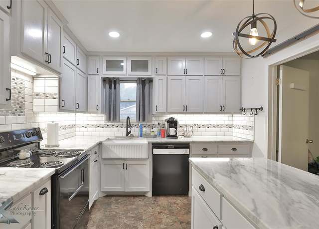 Property at 750 Peake St, Abilene, TX 79603, 2 beds, 1.5 baths
