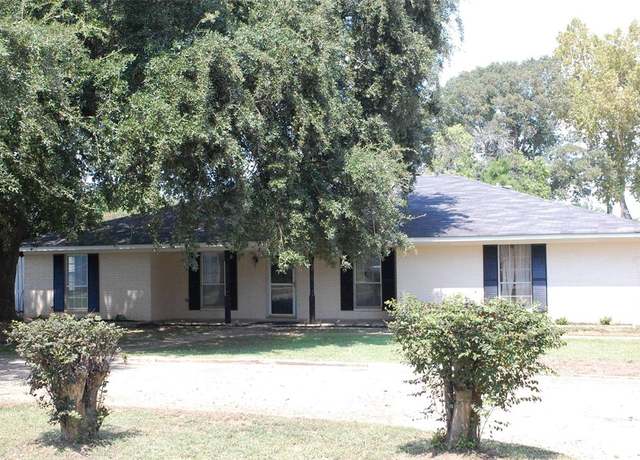 Property at 1931 Alfred Ln, Bossier City, LA 71112, 3 beds, 2 baths