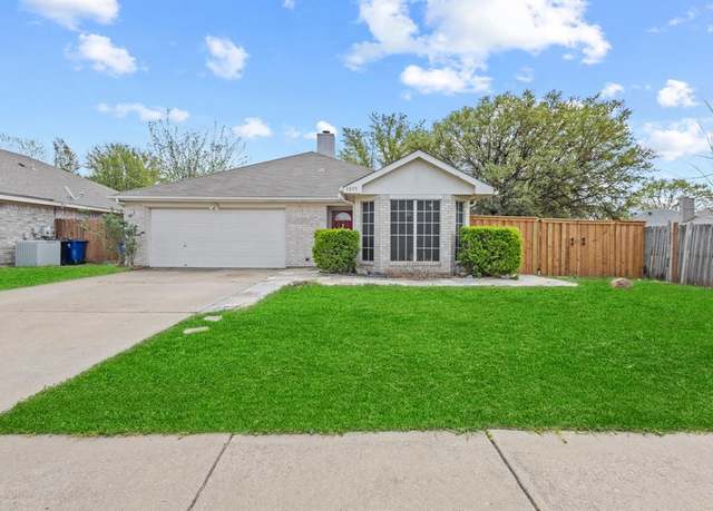 Property at 1035 Brown St, Burleson, TX 76028, 3 beds, 2 baths