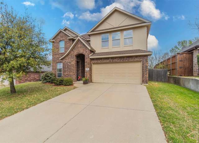 Property at 1129 Hidden Lake Dr, Burleson, TX 76028, 4 beds, 2.5 baths