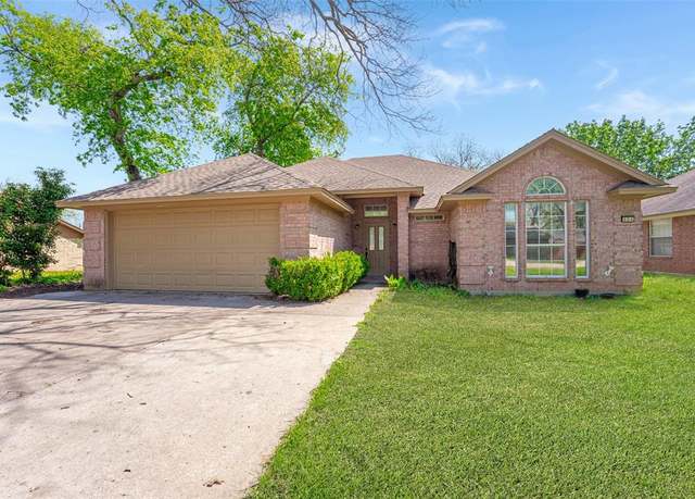 Property at 604 N Cherry St, Aubrey, TX 76227, 3 beds, 2 baths
