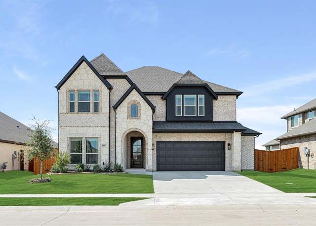 Property at 1007 Stonehaven Dr, Justin, TX 76247, 5 beds, 4 baths