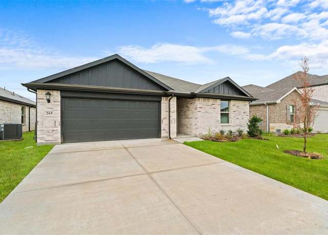 Property at 265 Sugarlands Dr, Greenville, TX 75402, 4 beds, 3 baths