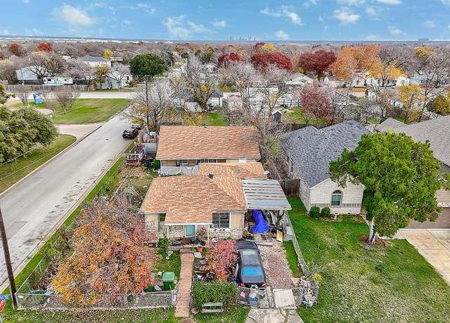 Property at 232 N Normandale St, White Settlement, TX 76108, 4 beds, 2 baths