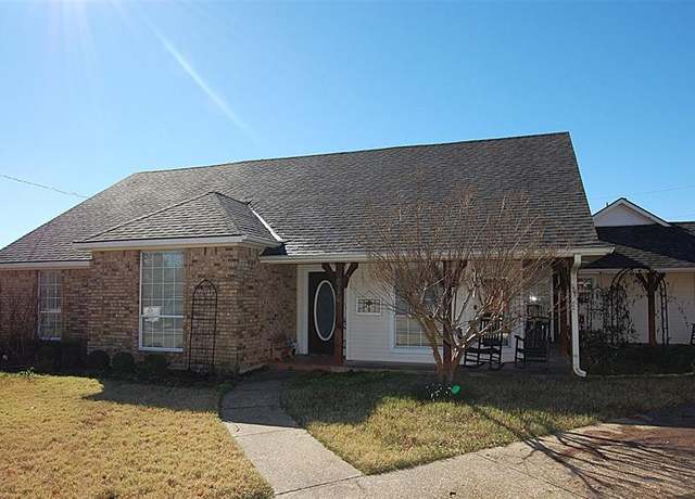 Property at 610 Azalea Ct, Forney, TX 75126, 3 beds, 2 baths