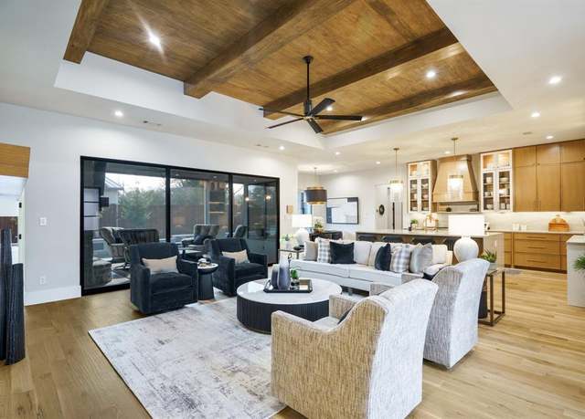 Property at 3300 Jackson Ct, Grapevine, TX 76092, 5 beds, 5.5 baths