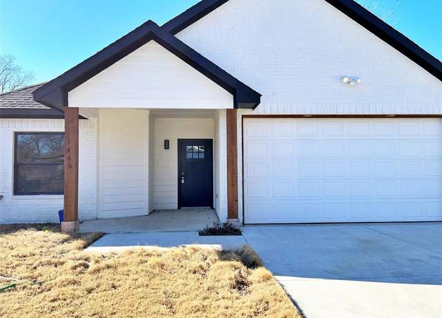 Property at 1466 E Morphy St, Fort Worth, TX 76104, 3 beds, 2 baths