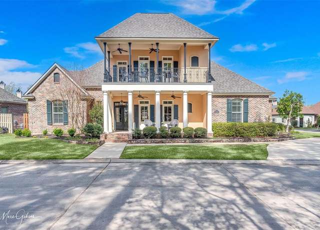 Property at 8020 Twisted Oaks, Shreveport, LA 71106, 5 beds, 4 baths