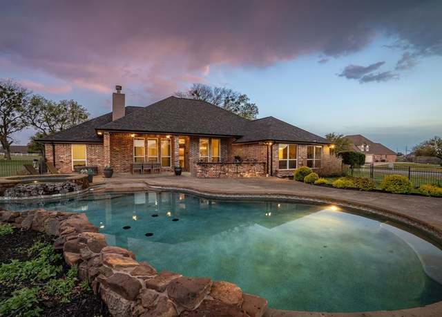 Property at 11448 Brook Green Ln, Haslet, TX 76052, 4 beds, 2 baths