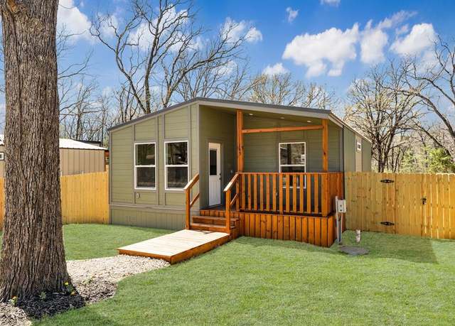 Property at 145 Allen St, Gun Barrel City, TX 75156, 2 beds, 2 baths
