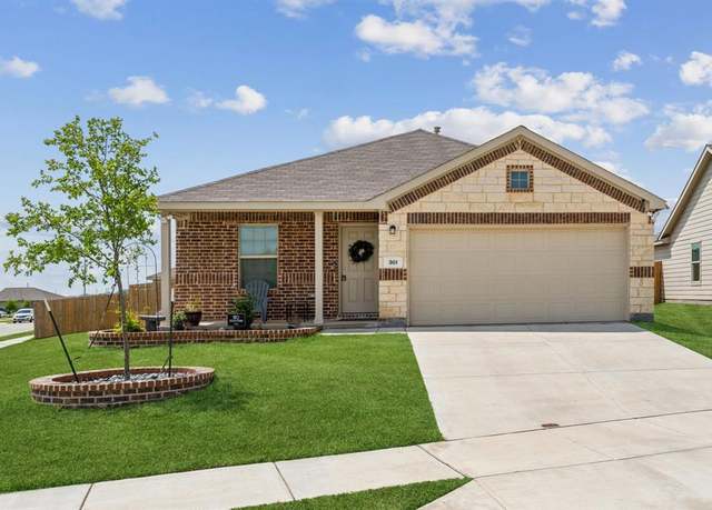 Property at 301 Dry Canyon Way, Fort Worth, TX 76052, 3 beds, 2 baths