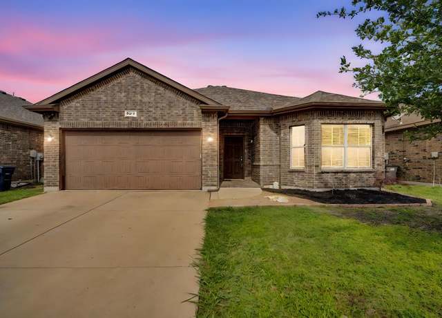 Property at 8213 White Hart Dr, Fort Worth, TX 76179, 3 beds, 2 baths