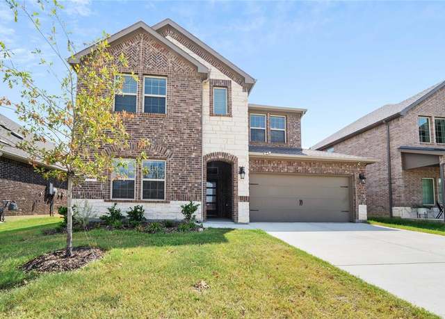 Property at 9916 Lariat Dr, Aubrey, TX 76227, 4 beds, 3 baths