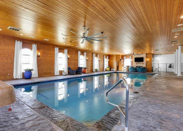 Property at 5501 Equestrian Dr, Granbury, TX 76049, 4 beds, 4.5 baths