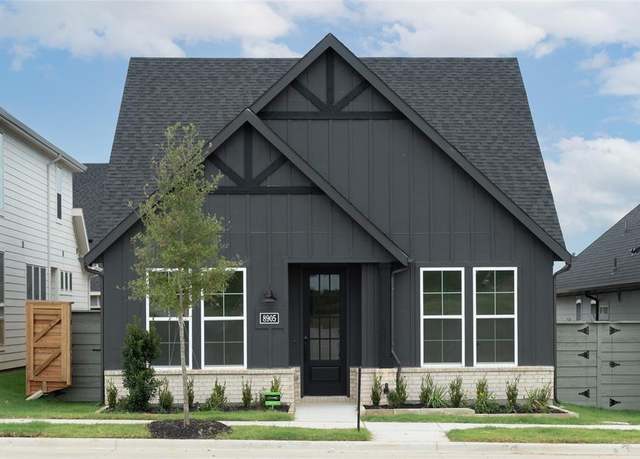Property at 8905 Acorn Ave, Justin, TX 76247, 3 beds, 2 baths
