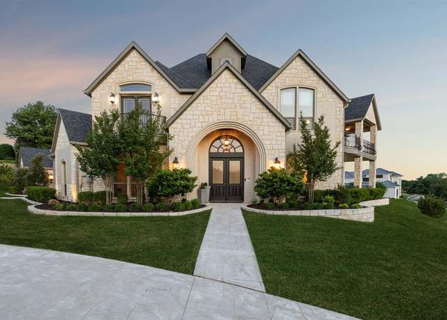 Property at 2413 Versailles Dr, Heath, TX 75032, 4 beds, 3.5 baths