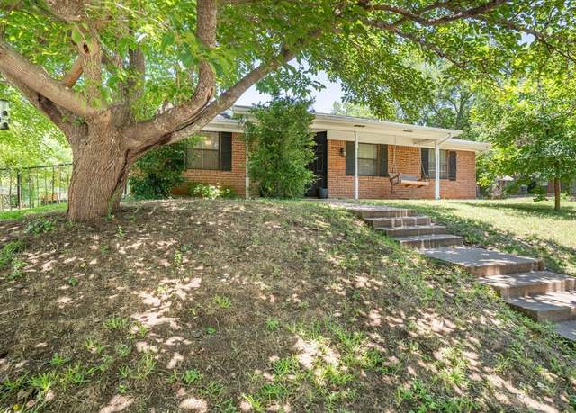 Property at 1102 Julie St, Weatherford, TX 76086, 3 beds, 2 baths