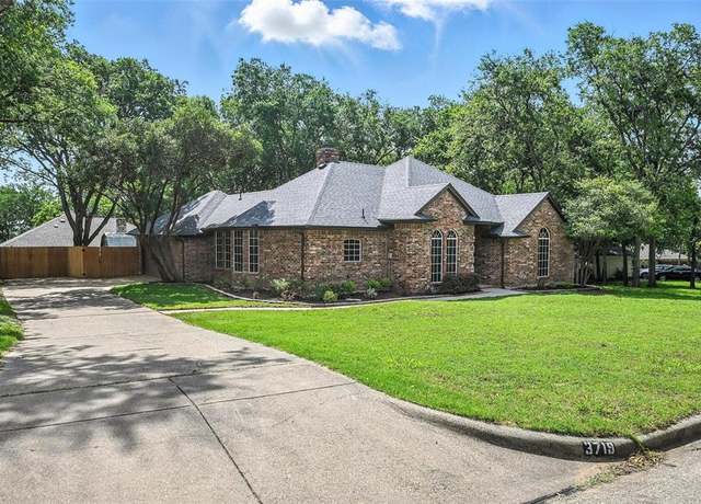 Property at 3719 Dahlia Dr, Grand Prairie, TX 75052, 3 beds, 2 baths
