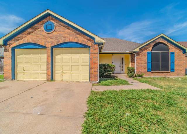 Property at 4711 Waxwing Dr, Arlington, TX 76018, 3 beds, 2 baths