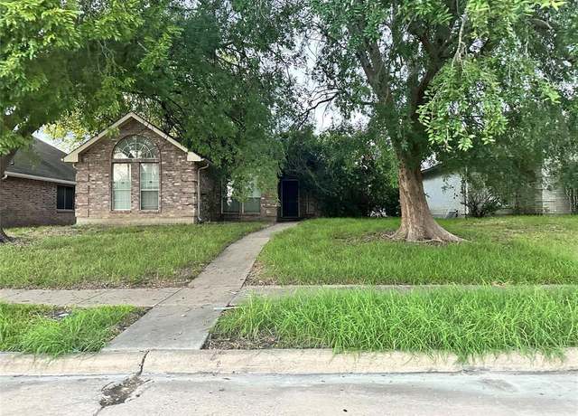 Property at 1221 Irene Dr, Mesquite, TX 75149, 3 beds, 2 baths