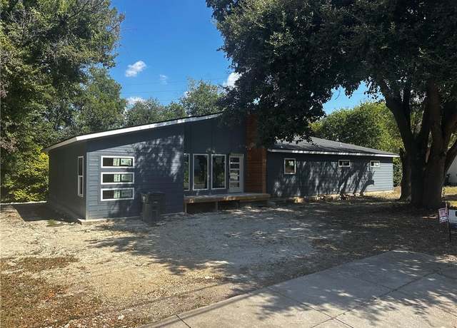Property at 2225 Hermanson Dr, Waco, TX 76710, 3 beds, 2.5 baths