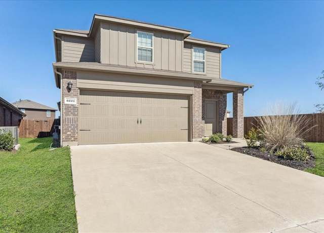 Property at 3221 Watterson Way, Crandall, TX 75114, 3 beds, 2.5 baths