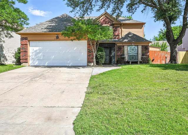 Property at 3216 Marie Ln, Fort Worth, TX 76123, 5 beds, 2.5 baths