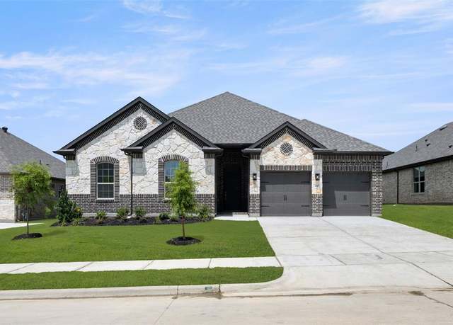 Property at 417 Wabash Dr, Waxahachie, TX 75167, 3 beds, 2.5 baths