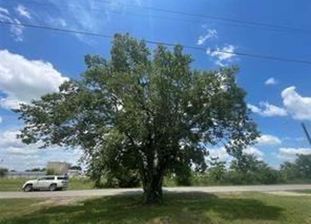 Property at 1127 W End St, Terrell, TX 75160