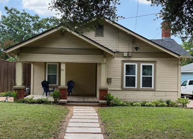 Property at 911 N Montclair Ave, Dallas, TX 75208, 2 beds, 1.5 baths