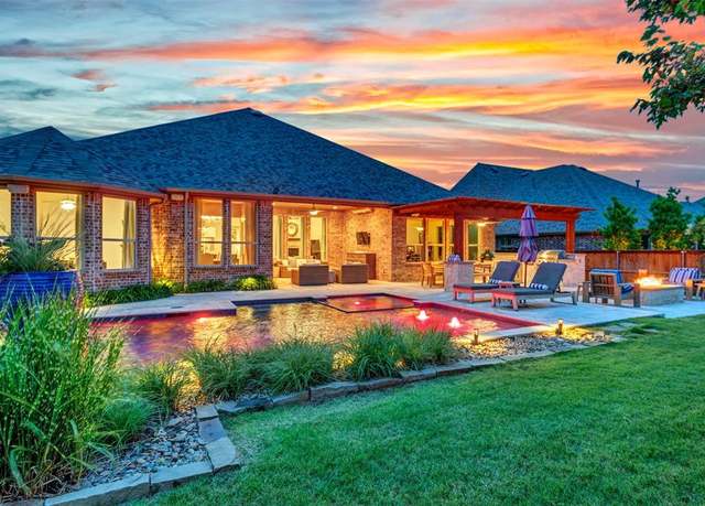 Property at 2718 Corral Dr, Celina, TX 75009, 4 beds, 3 baths