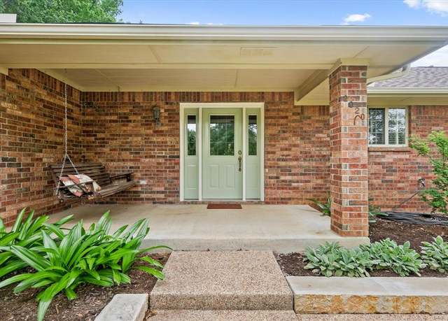 Property at 2020 Sauls Ln, Denton, TX 76209, 3 beds, 2.5 baths