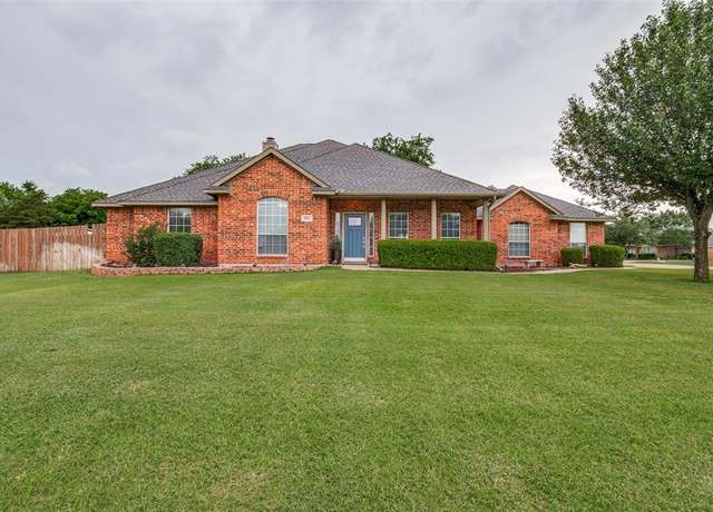 Property at 4811 Jakes Way, Midlothian, TX 76065, 3 beds, 2 baths