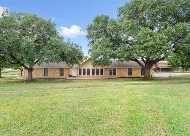 Property at 20420 N Fm 709, Hubbard, TX 76648, 3 beds, 2 baths