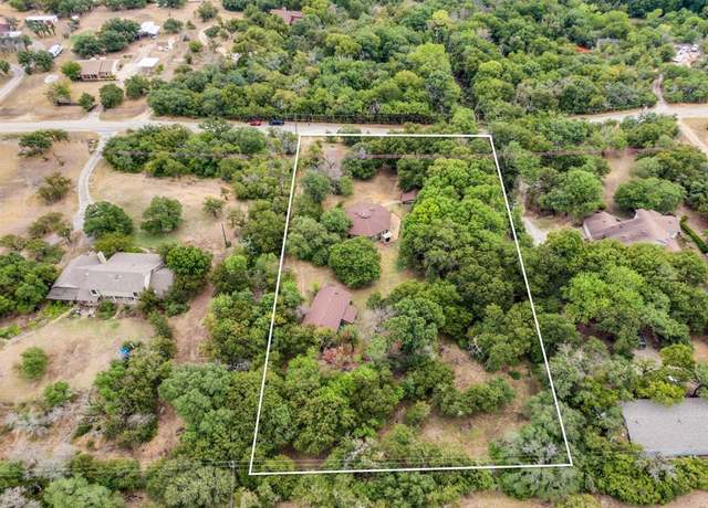 Property at 2016 Adams Ln S, Azle, TX 76020, 3 beds, 2 baths