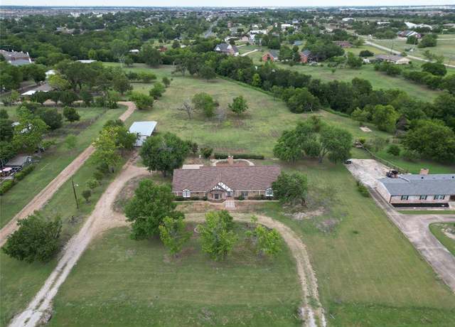 Property at 4903 Sachse Rd, Sachse, TX 75048, 3 beds, 2 baths