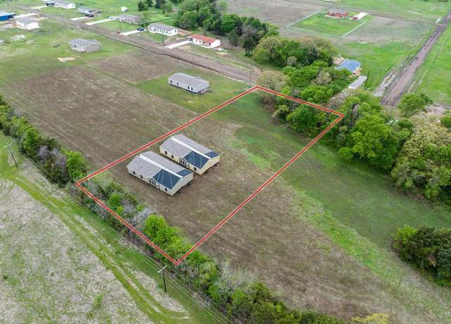 Property at 225 Largo St, Bonham, TX 75418