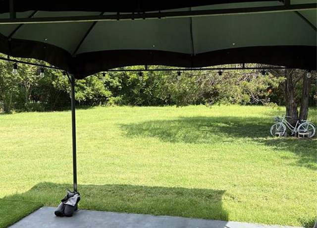 Property at 801 Dogwood Dr, Cedar Hill, TX 75104, 4 beds, 2 baths