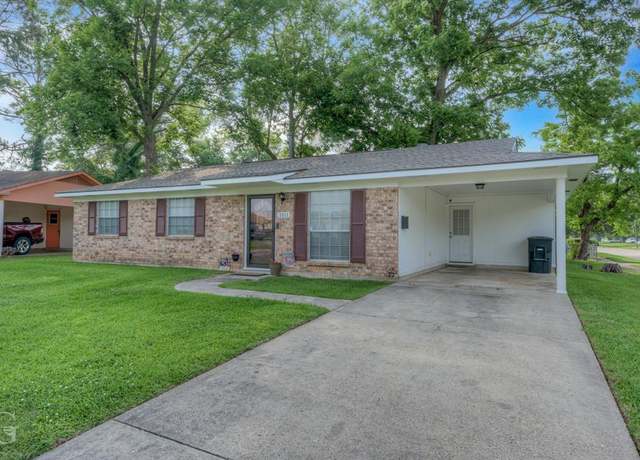 Property at 3511 Orleans Ct, Bossier City, LA 71112, 3 beds, 1.5 baths