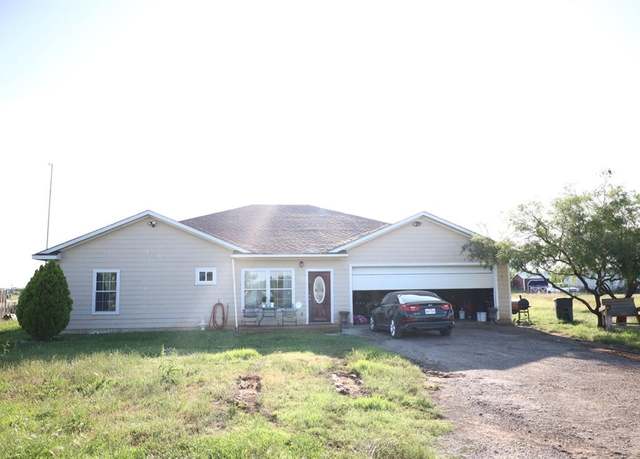 Property at 7529 Cope Ct, Joshua, TX 76058, 5 beds, 3 baths