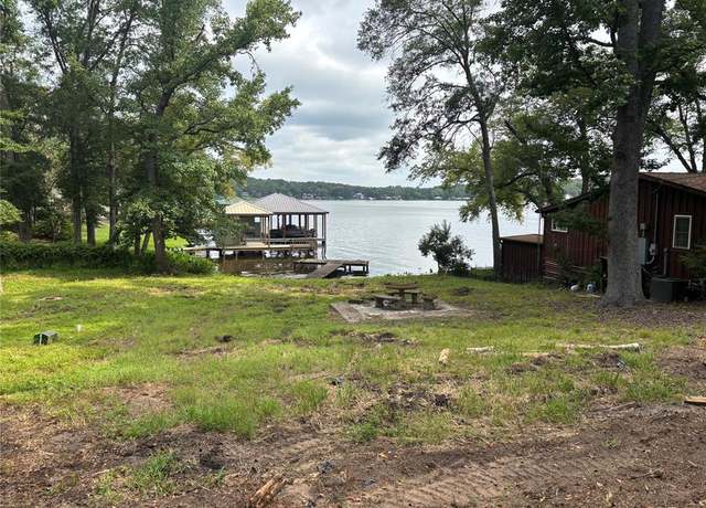 Property at 329 Callender Lake Dr, Murchison, TX 75778