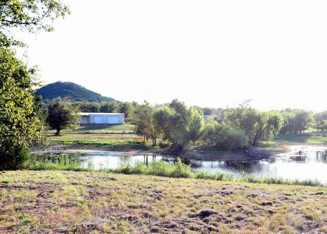 Property at 5891 S Highway 144, Glen Rose, TX 76043, 1 bed, 1.5 baths