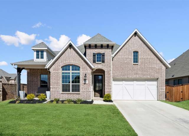 Property at 2000 Johnson Rd, Mansfield, TX 76063, 4 beds, 2.5 baths
