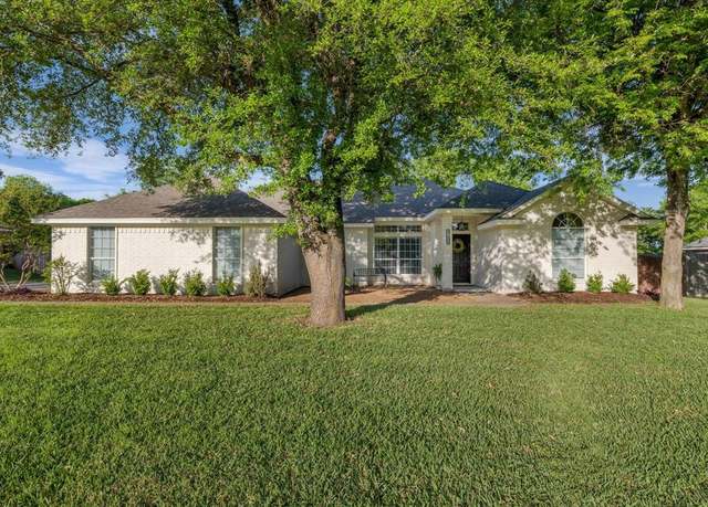 Property at 11209 Tree Lake Dr, Waco, TX 76708, 4 beds, 3 baths