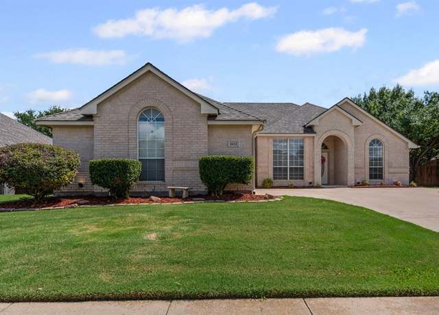 Property at 8433 Emerald Cir, North Richland Hills, TX 76180, 4 beds, 2 baths