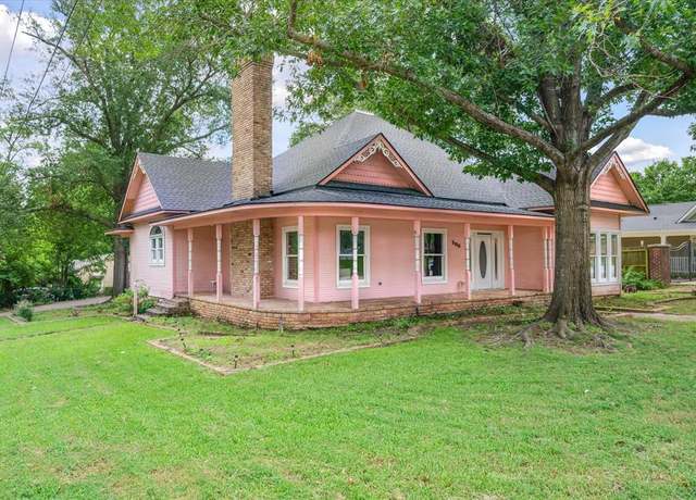 Property at 500 S Buffalo St, Canton, TX 75103, 2 beds, 2 baths