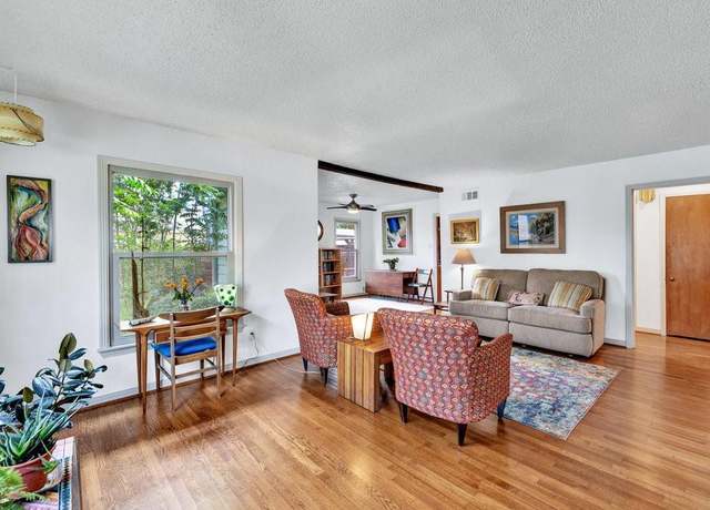 Property at 2837 Townsend Dr, Fort Worth, TX 76110, 2 beds, 2 baths